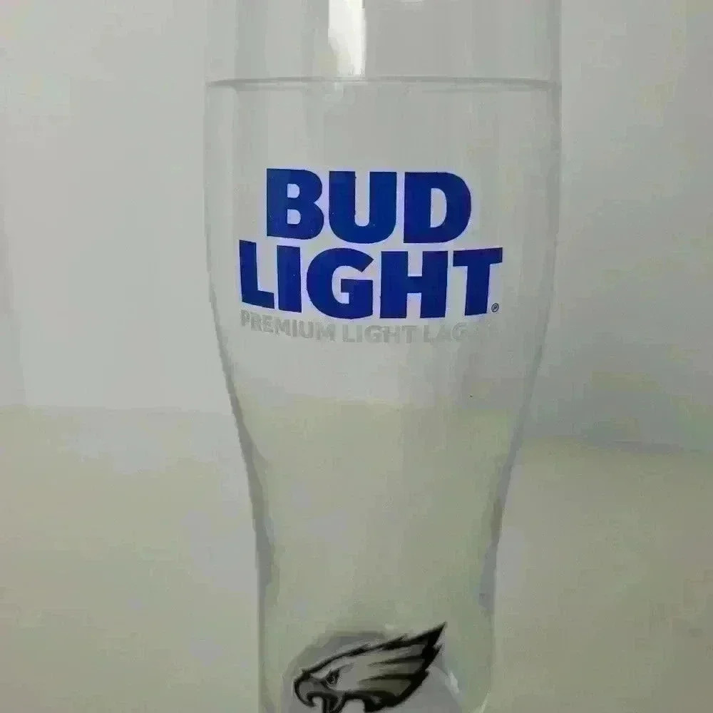 VTG Philadelphia Eagles NFL Bud Light Preimum Larger Style 16 Oz Pint Glass - Picture 9 of 10
